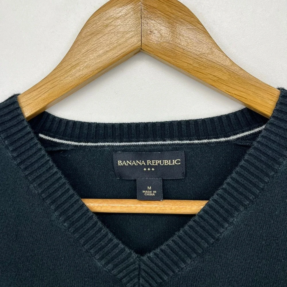 Banana Republic Mens V-Neck Sweater Navy Blue 100% Cotton Size M Retro 2012